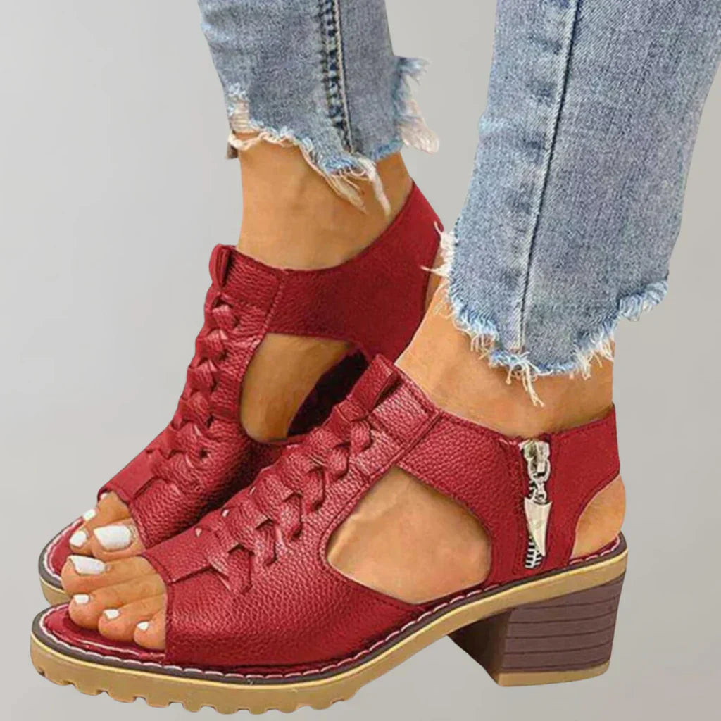 Sandalias ortopédicas con tacón