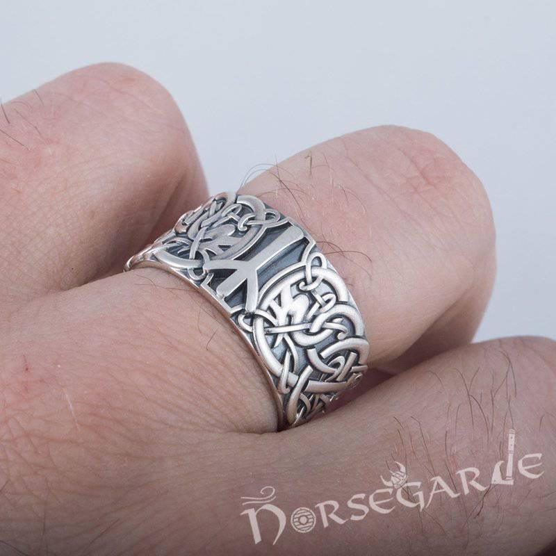 Handcrafted Algiz Rune Urnes Ornament Band - Sterling Silver