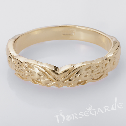 Handcrafted Clashed Ravens Band - Gold