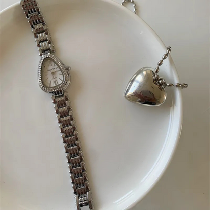 Alura | Golden Snake Head Gorgeous Chain Watch