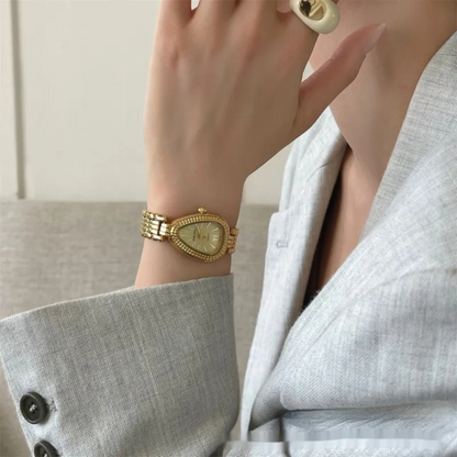 Alura | Golden Snake Head Gorgeous Chain Watch