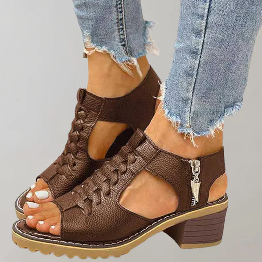 Sandalias ortopédicas con tacón