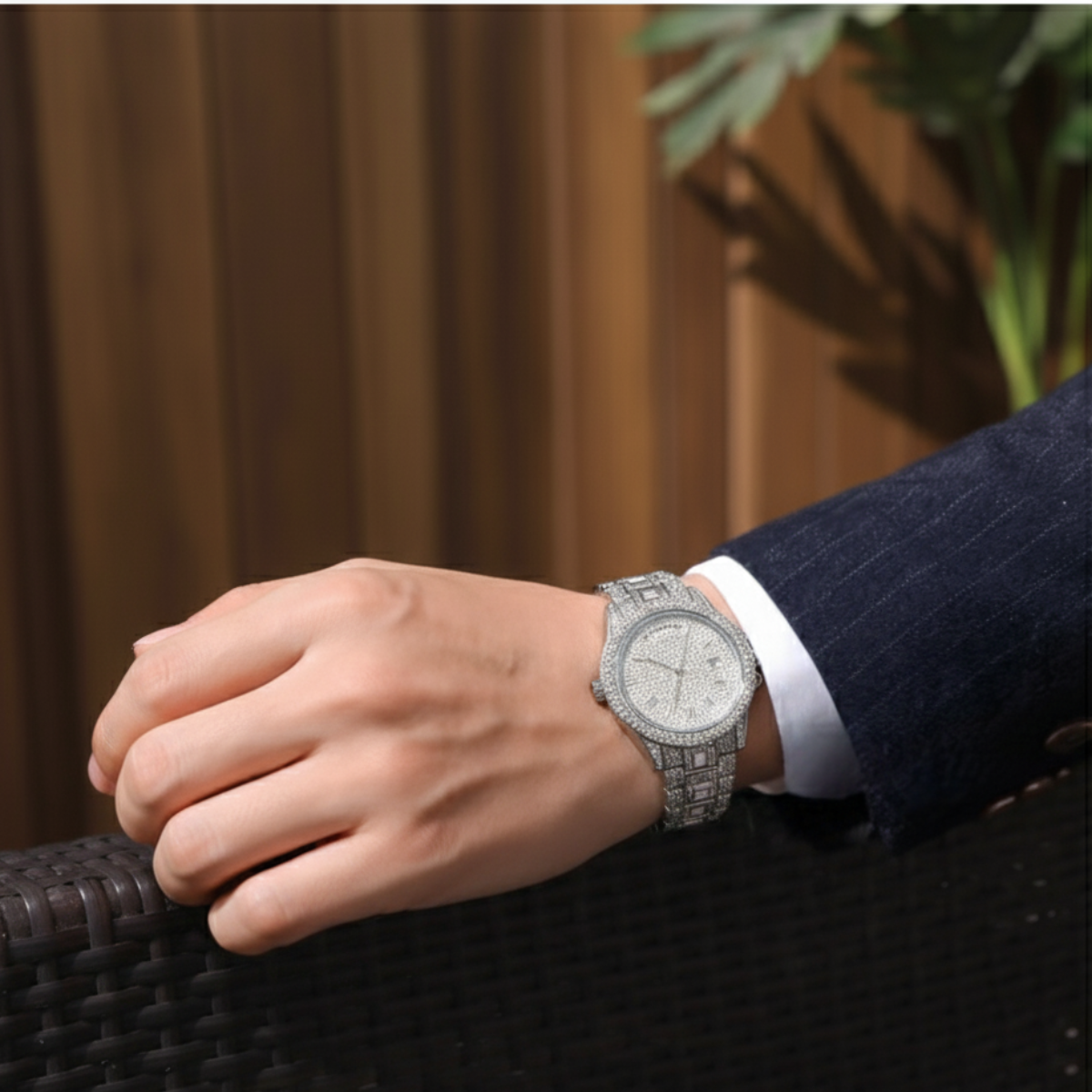 Alex | Men's casual watch with diamond effect