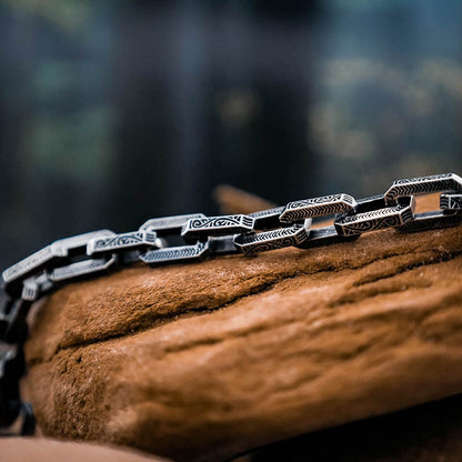 Antique Ornament Chain Bracelet