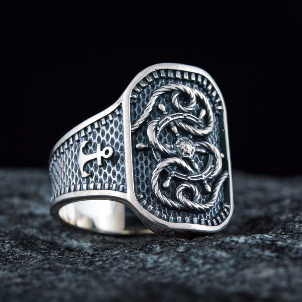 Handcrafted Ship's Wheel Knot Ring - Sterling Silver