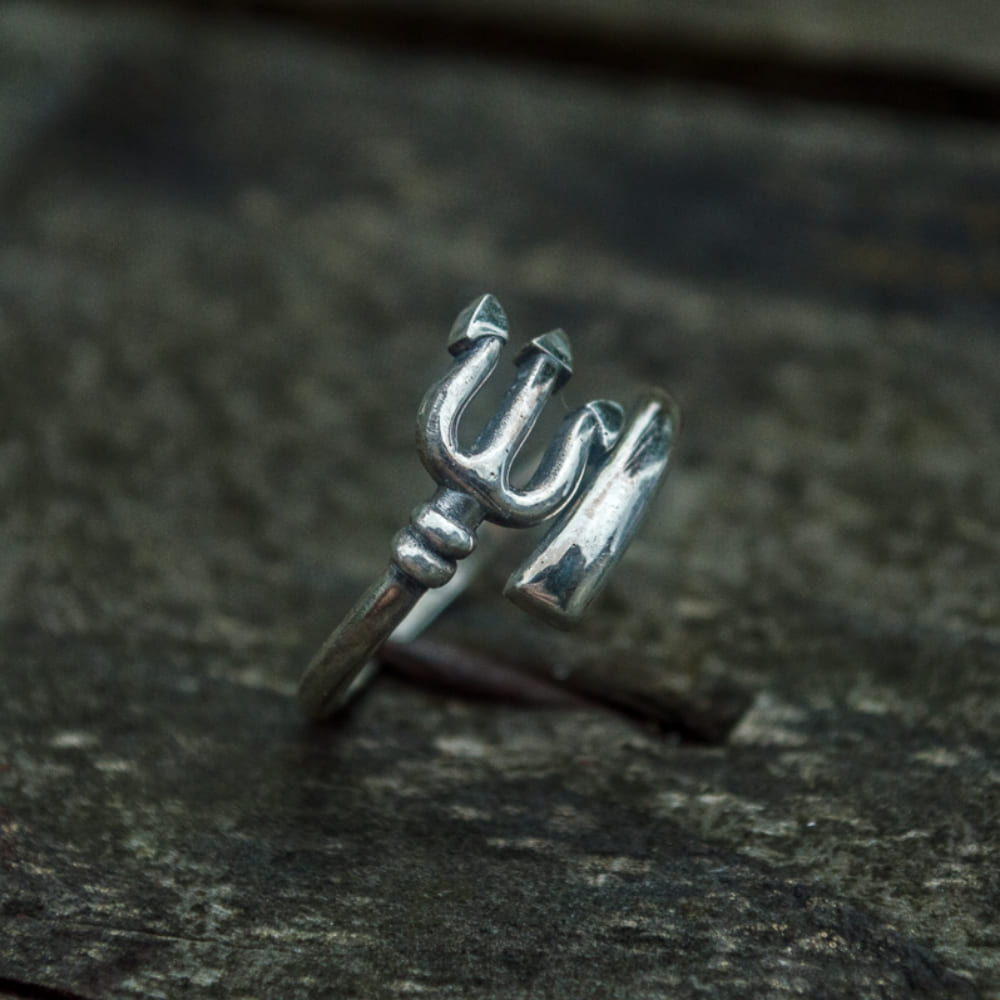 Handcrafted Sea Trident Ring - Sterling Silver