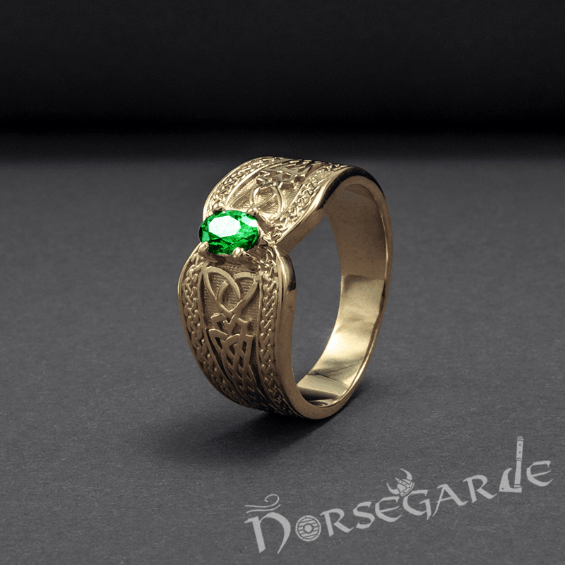 Handcrafted Celtic Treasure Ring - Gold with Emerald