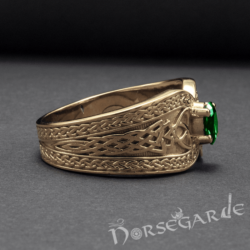 Handcrafted Celtic Treasure Ring - Gold with Emerald