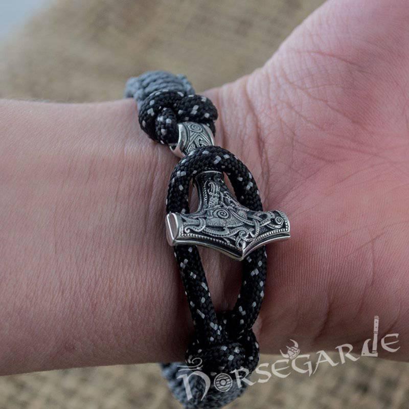 Handcrafted Dusky Paracord Bracelet with Mjölnir and Rune - Sterling Silver