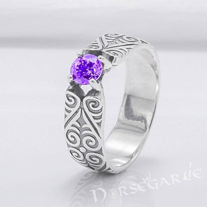 Handcrafted Floral Pattern Band with Gem - Sterling Silver