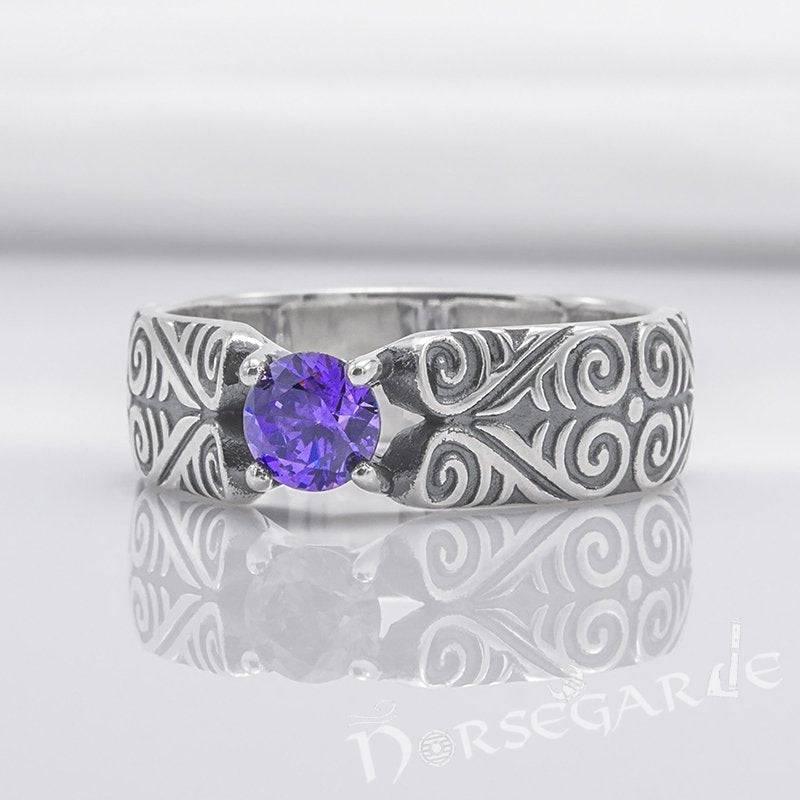 Handcrafted Floral Pattern Band with Gem - Sterling Silver