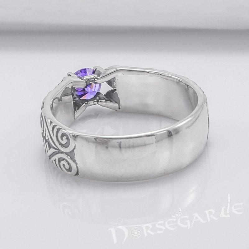Handcrafted Floral Pattern Band with Gem - Sterling Silver