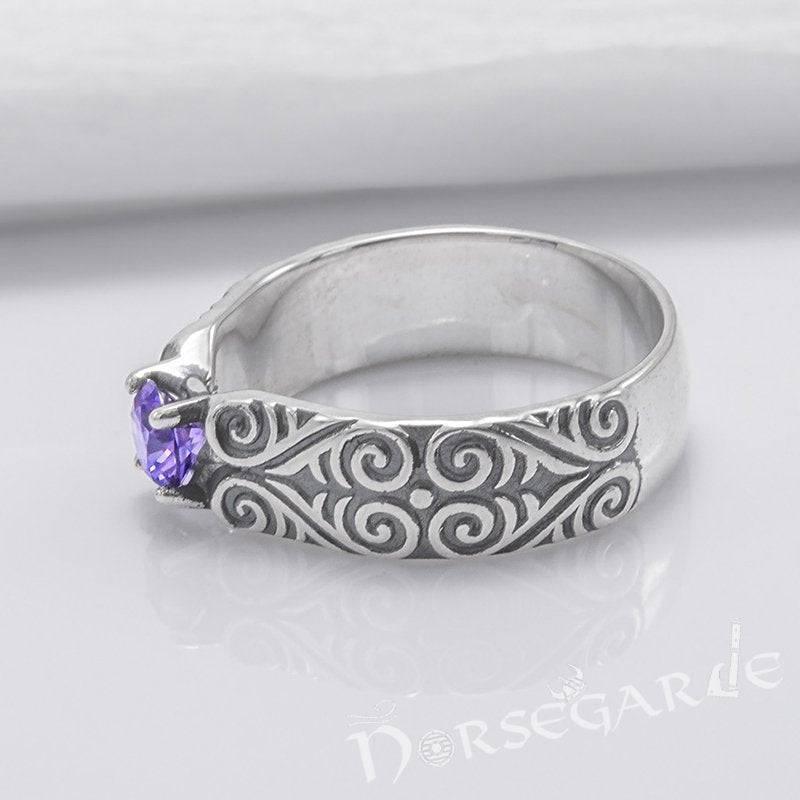 Handcrafted Floral Pattern Band with Gem - Sterling Silver