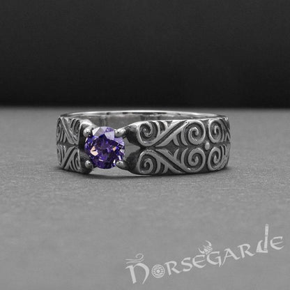 Handcrafted Floral Pattern Band with Gem - Sterling Silver