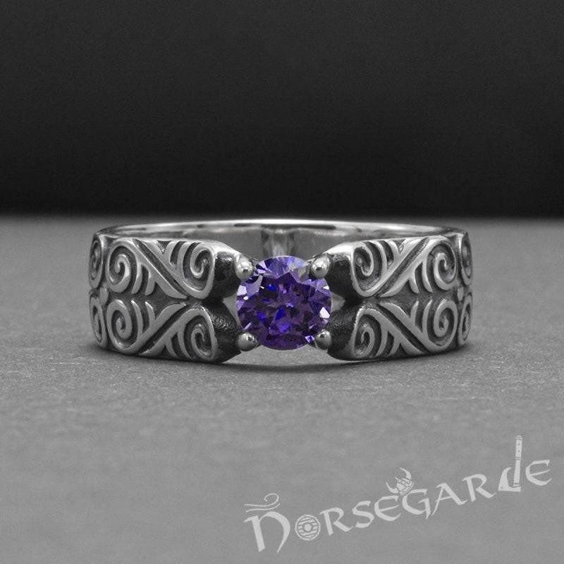 Handcrafted Floral Pattern Band with Gem - Sterling Silver