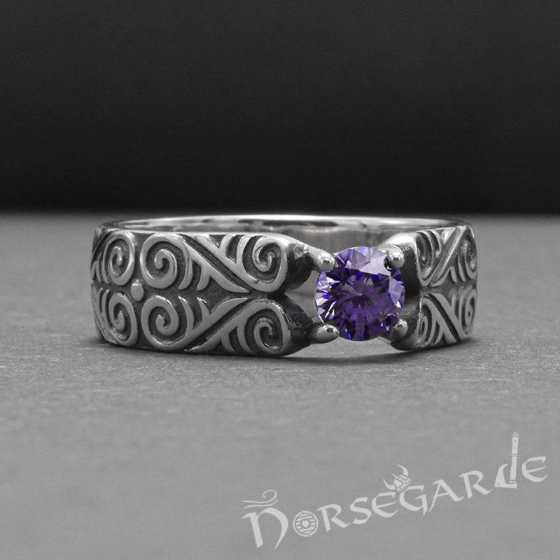 Handcrafted Floral Pattern Band with Gem - Sterling Silver