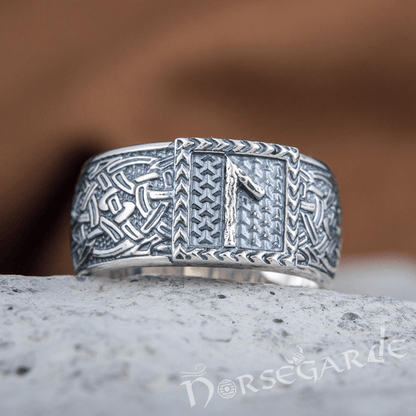 Handcrafted Laguz Rune Borre Ornament Band - Sterling Silver