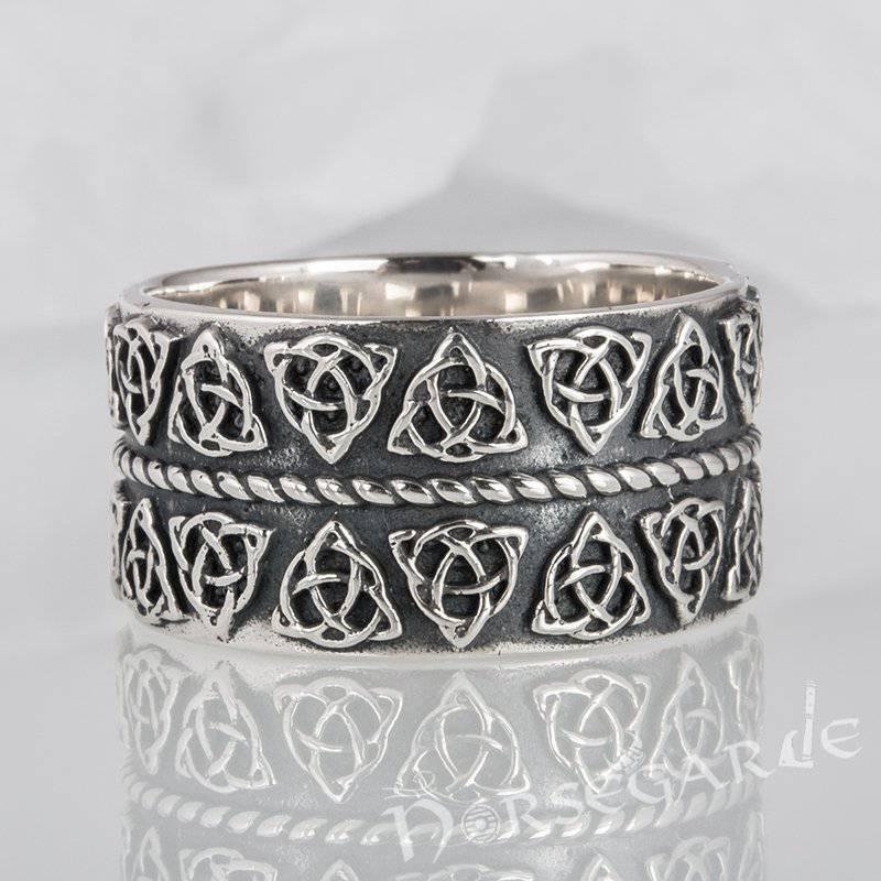 Handcrafted Luck Knots Band - Sterling Silver