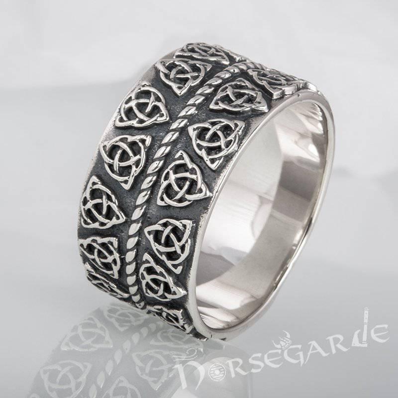 Handcrafted Luck Knots Band - Sterling Silver