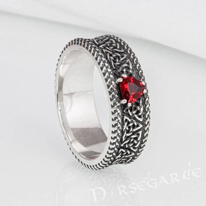 Handcrafted Luck Knots Band with Gem - Sterling Silver