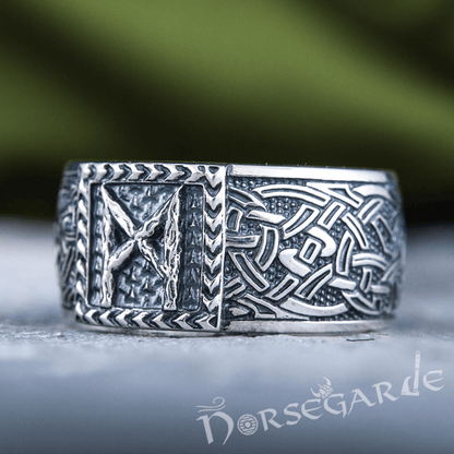 Handcrafted Mannaz Rune Borre Ornament Band - Sterling Silver