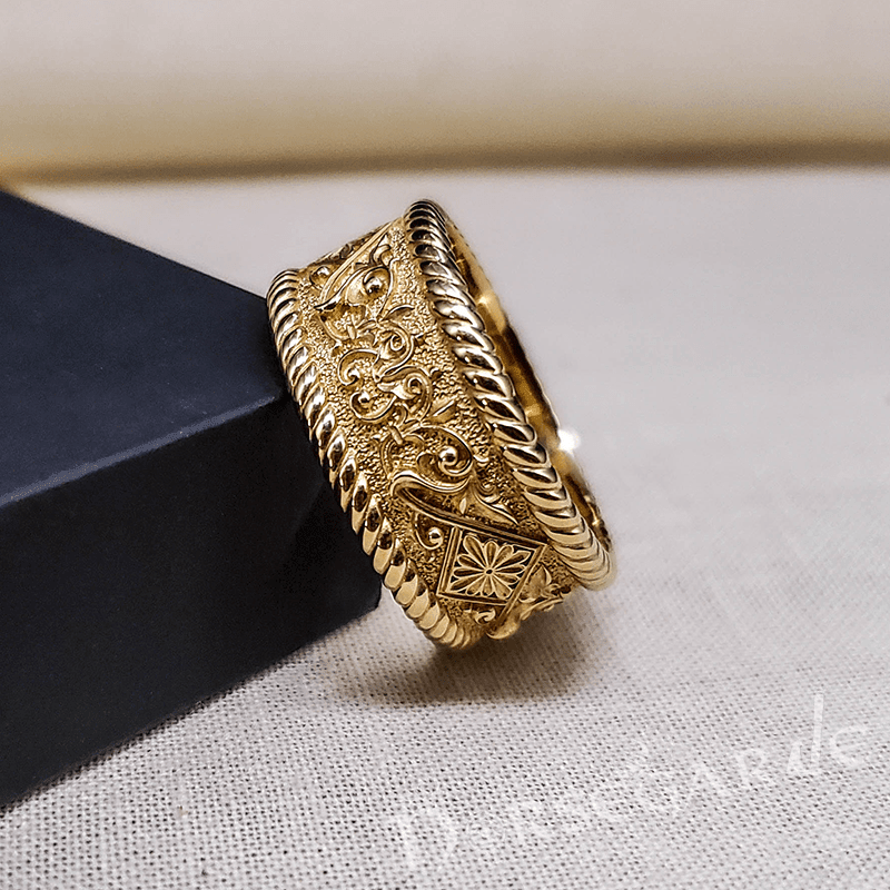 Handcrafted Norse Floral Ornament Band - Gold