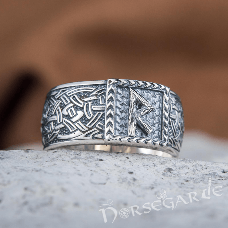 Handcrafted Raido Rune Borre Ornament Band - Sterling Silver