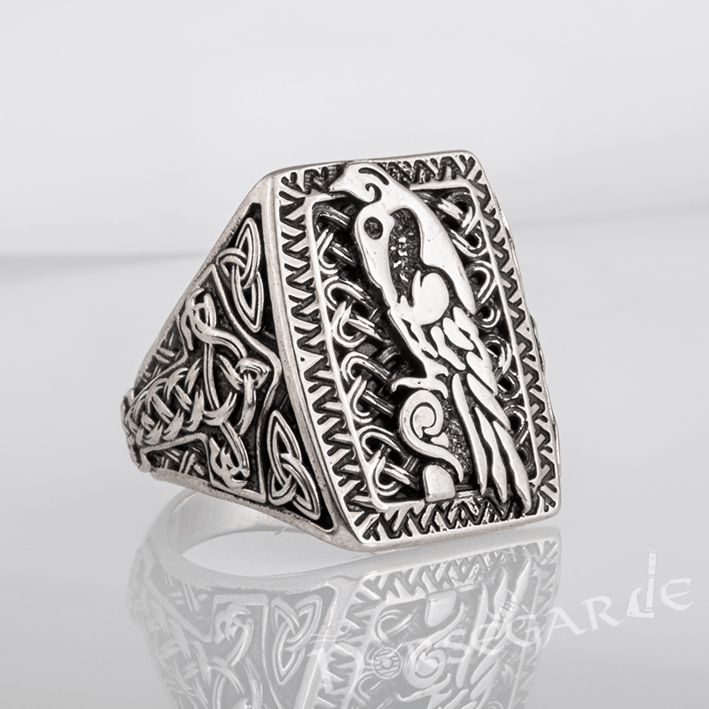 Handcrafted Raven's Foresight Signet Ring - Sterling Silver