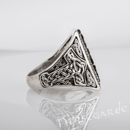 Handcrafted Raven's Foresight Signet Ring - Sterling Silver