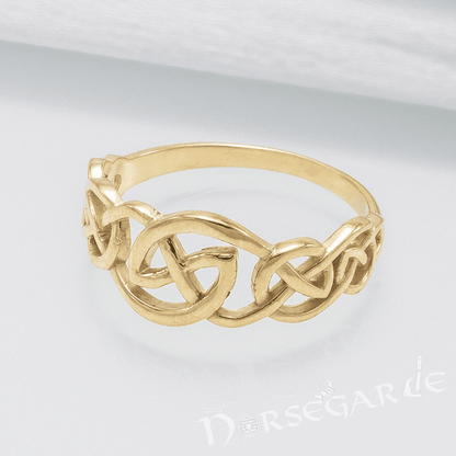 Handcrafted Small Celtic Knot Ring - Gold