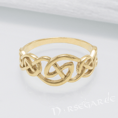 Handcrafted Small Celtic Knot Ring - Gold