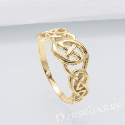 Handcrafted Small Celtic Knot Ring - Gold