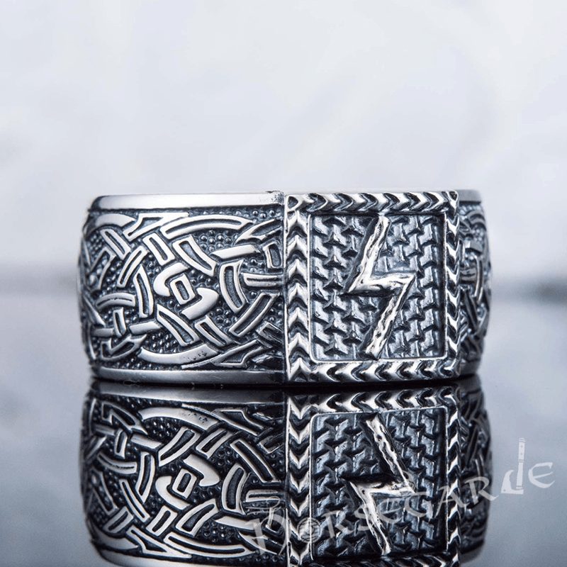 Handcrafted Sowilo Rune Borre Ornament Band - Sterling Silver