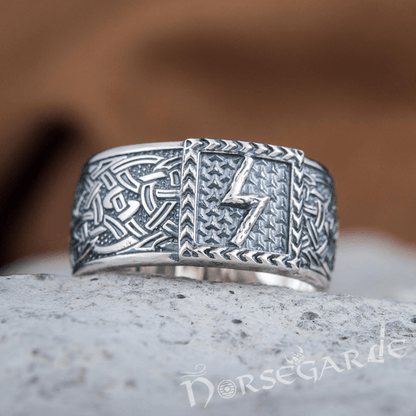 Handcrafted Sowilo Rune Borre Ornament Band - Sterling Silver