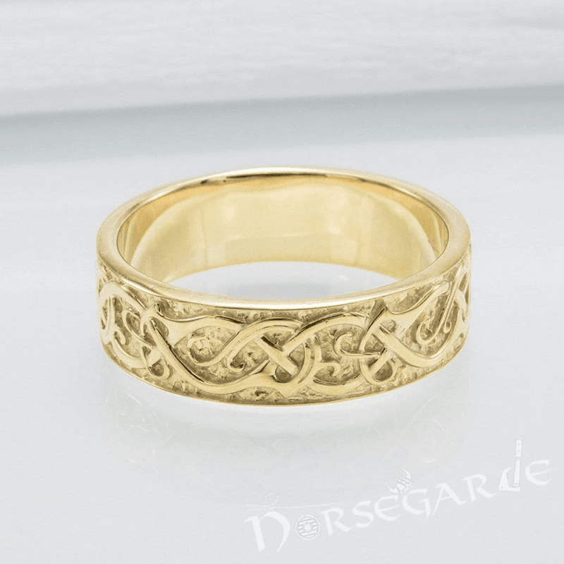 Handcrafted Urnes Ornamental Band - Gold