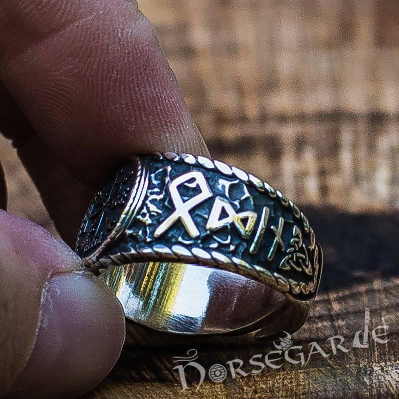 Handcrafted Vegvisir Runic Signet Ring - Sterling Silver