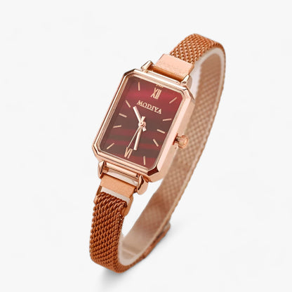 Diora | Elegant square watch with magnetic bracelet