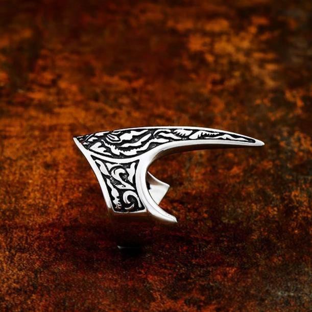 Raven Beak Ring - Stainless Steel